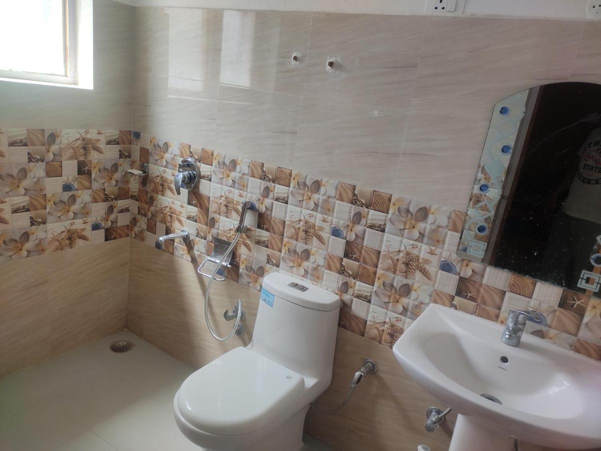 Noor Guest House เลห์ ภายนอก รูปภาพ
