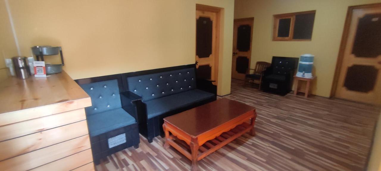 Noor Guest House เลห์ ภายนอก รูปภาพ