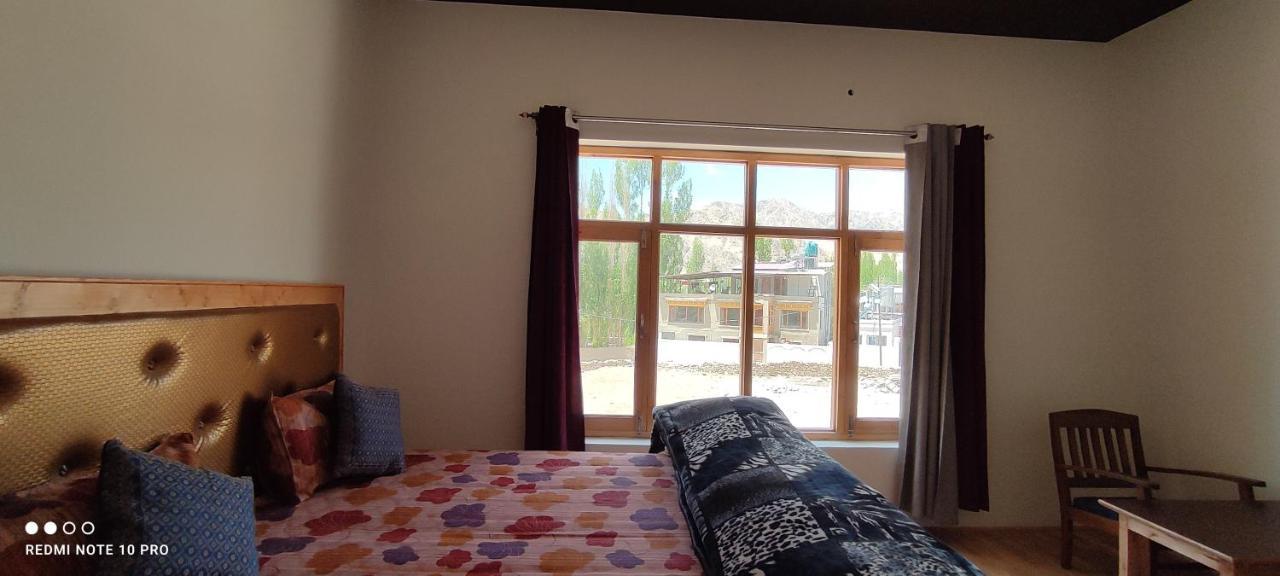 Noor Guest House เลห์ ภายนอก รูปภาพ
